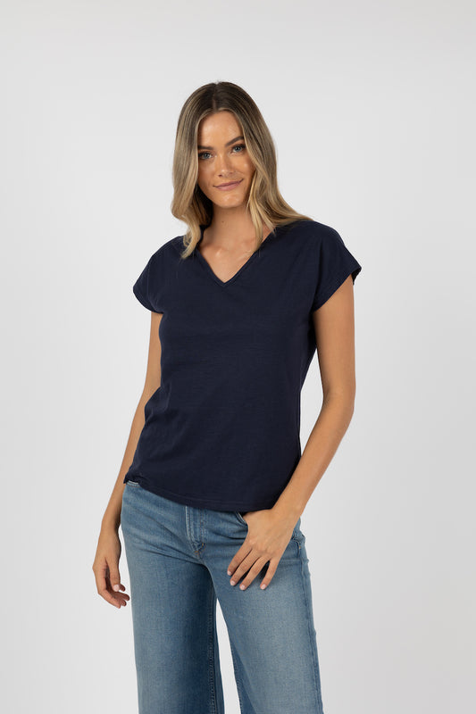 Must Have V-Neck - Navy