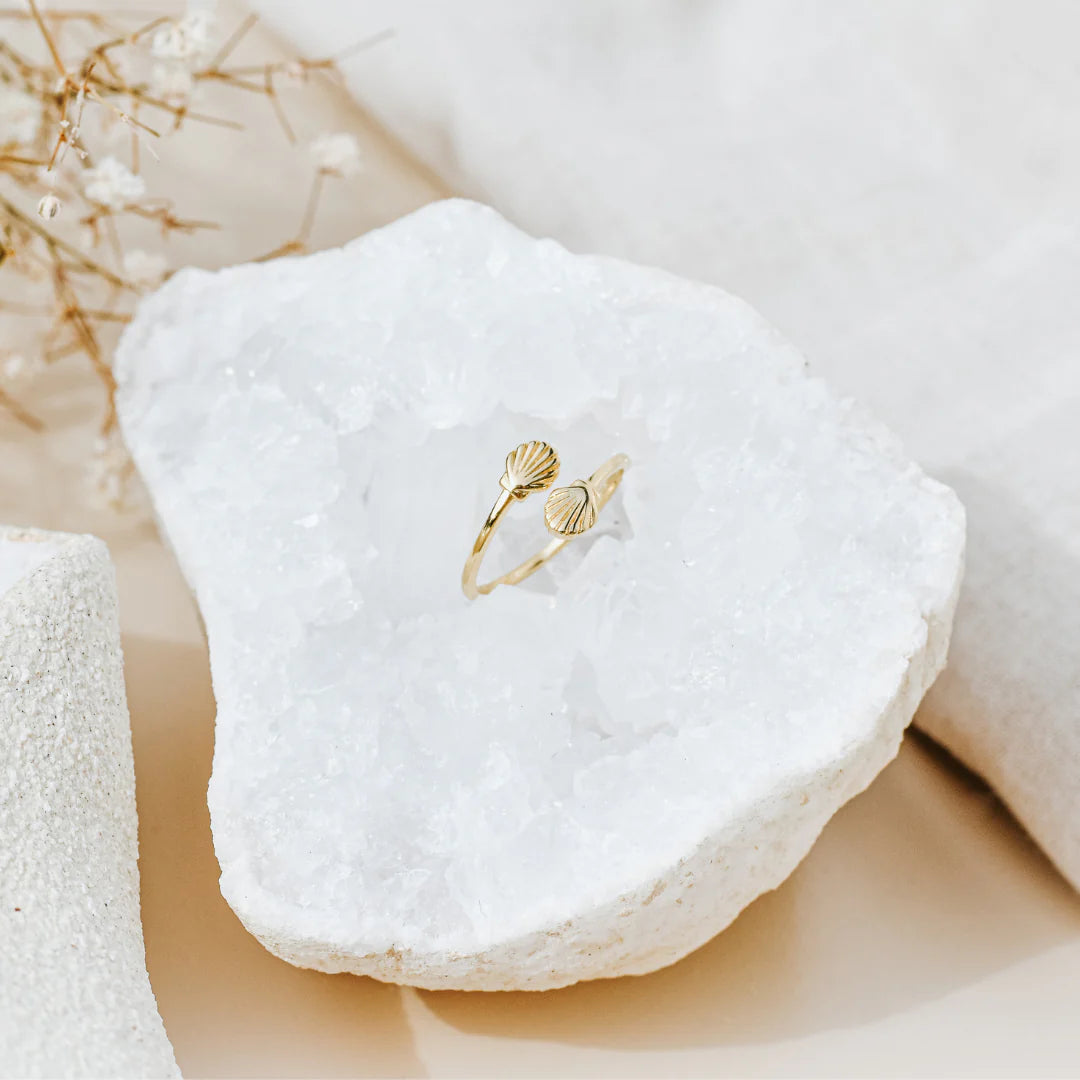 Oceans Apart Ring - Gold