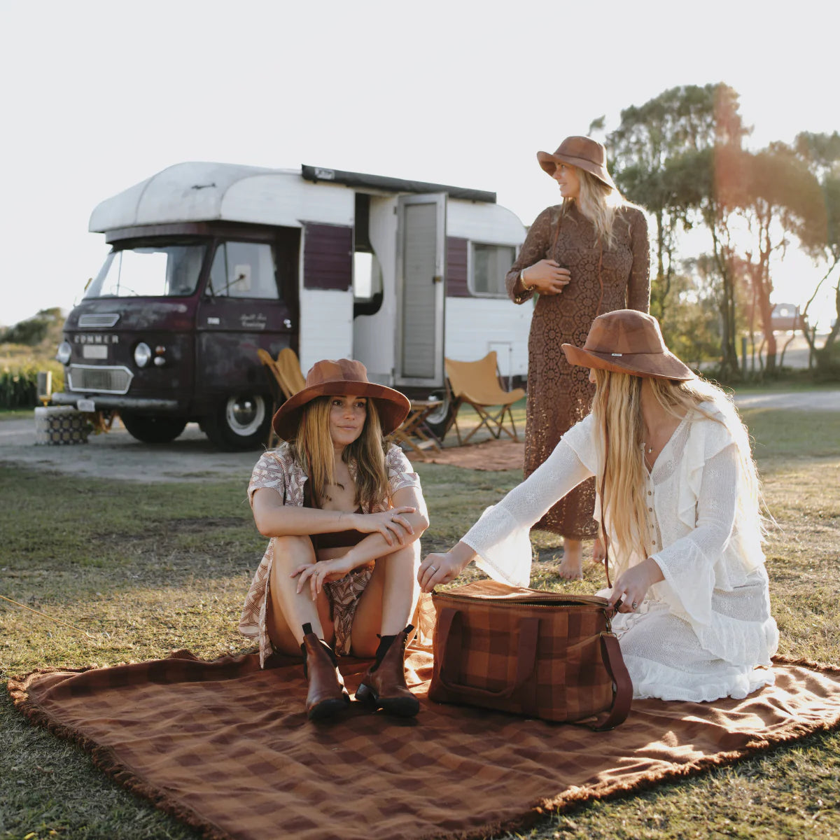 Camp Picnic Rug - Carob