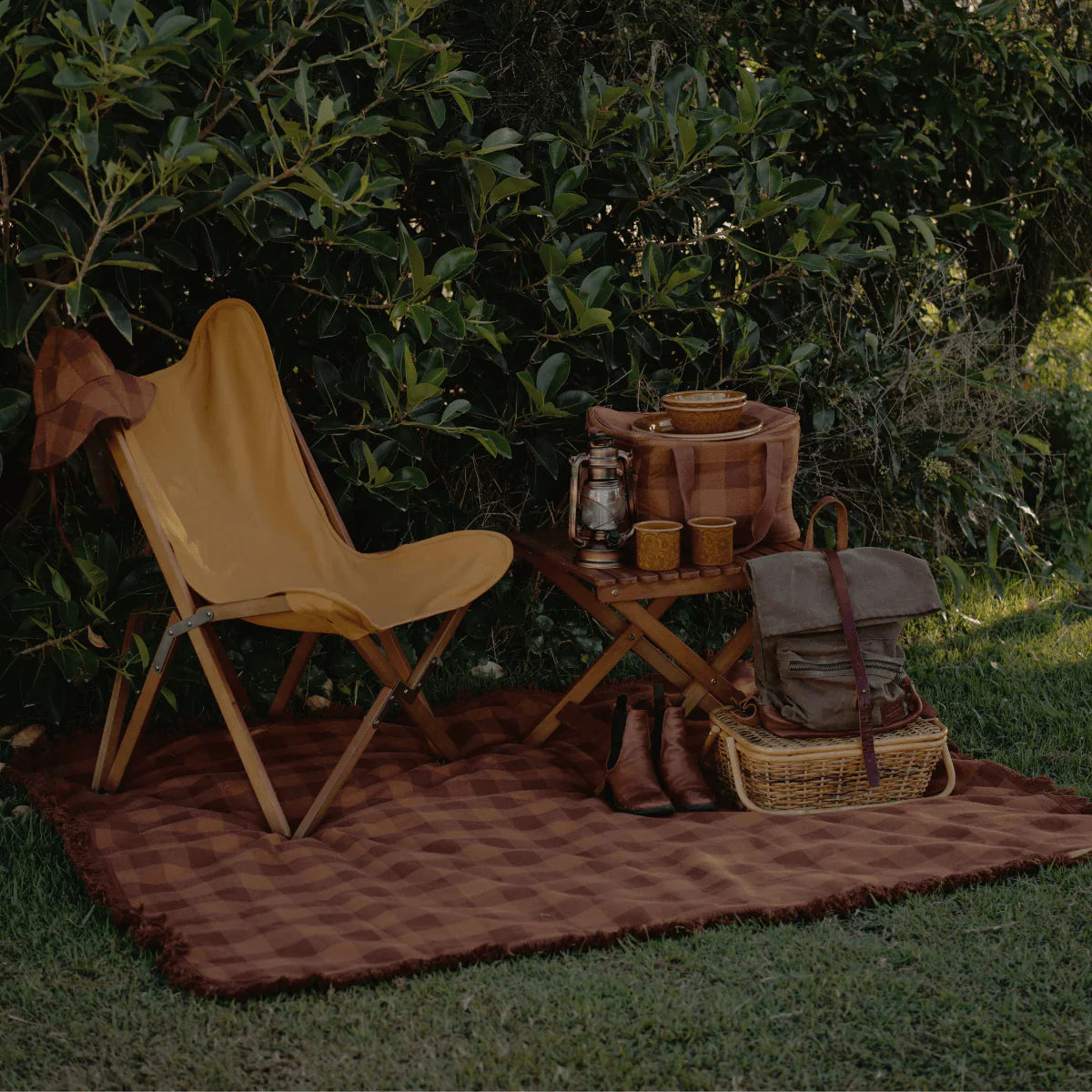 Camp Picnic Rug - Carob